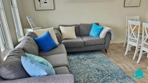 2B at Swansea cosy cottage, outdoor pet friendly