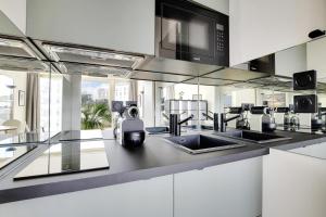 CHAMPS ELYSEES - ARC DE TRIOMPHE