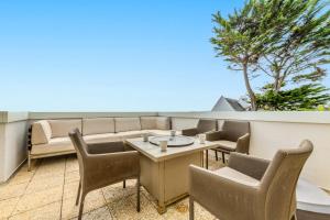 Villas Villa Blue Ocean - Vue mer piscine jacuzzi : photos des chambres