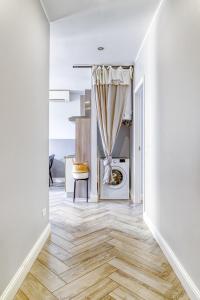 V2 Apartments near Centrale