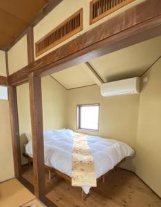 Diplomat House very close to JR Station