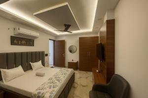 The GoldLeaf in South Delhi