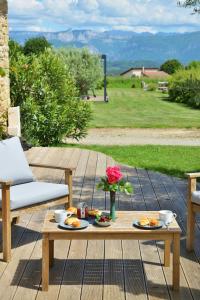 Maisons de vacances Stone Loft With Vercors Mountain Views : photos des chambres