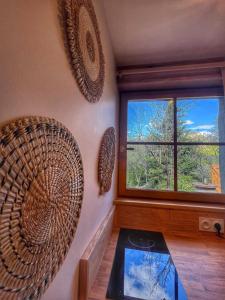 Appartements Samadhi - gite avec jardin, SPA, clim, parking prive : photos des chambres