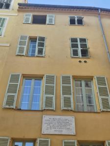 Paganini 3bd Apartment