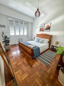 Stunning 3-Bedroom Flat in the Heart of Ipanema