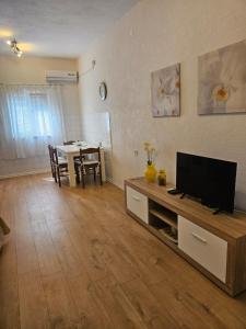 Family apartment by the beach