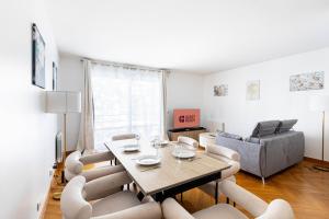 Appartements GuestRaedy - Peaceful Parisian Escape : Appartement 2 Chambres