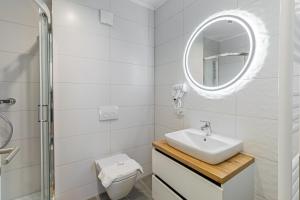 COZY Deluxe 3 Room Apartment - Coresi Mall