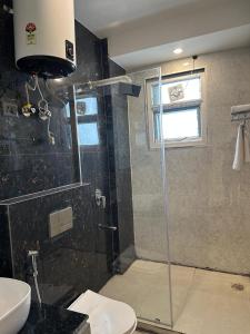 Soothing Stayz - Near Medanta The Medicity