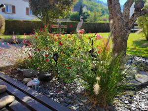 Sejours chez l'habitant Le jardin : photos des chambres