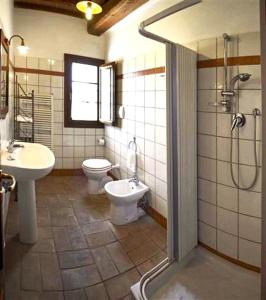 Triple Room with Private Bathroom