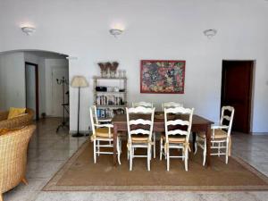 Maisons d'hotes Holiday Home Cote d-Azur : photos des chambres