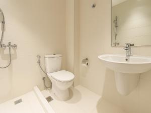 Dream Shoma Upscale 3BR in Downtown Dubai