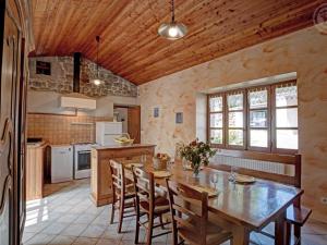 Gîte authentique et confortable pour 6 dans le Forez - FR-1-496-16