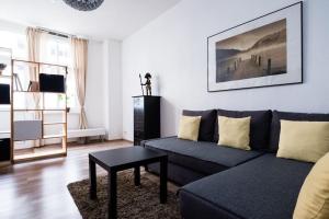 Comfortable 2-room apartment for rest & work P-Berg