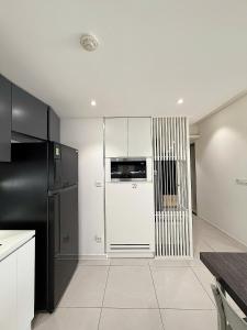 Chloe Stay - City center - Sunrise City View - Luxury House - 2bed - FreePool&Gym