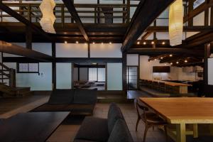 IZA cominca 有田邸