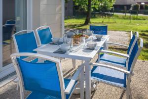 Appart'hotels Residence Odalys Le Petit Pont : Maisonnette