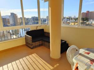 Apartamento Soleado con Terraza, AA y Garaje en Roses, Cerca de Playa y Parque Natural - ES-258-63