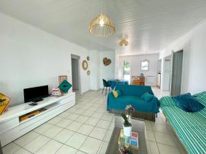 Maisons de vacances Maison charmante proche mer avec jardin, veranda et WIFI - Quartier La Sauzaie - FR-1-231-232 : photos des chambres