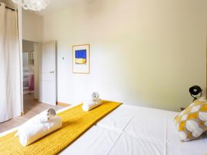 Maisons de vacances **Charmant Mas Renove avec Piscine et Jardin au Coeur de la Provence!** - FR-1-599-17 : photos des chambres