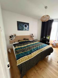 Appartements Grand studio a 9 minutes du metro : photos des chambres