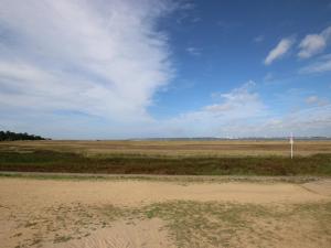 Maisons de vacances Maison bord de mer, 4 couchages, terrasse privee, a 50m de la plage ! - FR-1-364-104 : photos des chambres