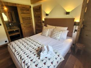 Chalet de luxe aux Gets avec jacuzzi et animaux admis, proche pistes - FR-1-598-89
