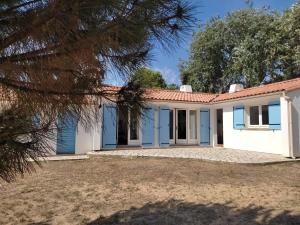 Maisons de vacances Maison 3* proche plage, foret et pistes cyclables avec jardin, barbecue et WIFI - FR-1-652-12 : photos des chambres