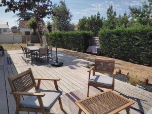 Maisons de vacances Maison 3* proche plage, foret et pistes cyclables avec jardin, barbecue et WIFI - FR-1-652-12 : photos des chambres