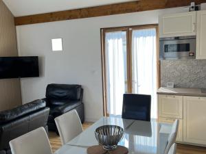 Charmant chalet 4P avec jardin privatif, proche plage et commerces à Merville-Franceville - FR-1-487-333