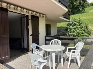 Appartements Appartement familial pour 6 personnes avec terrasse, parking gratuit et proche des navettes - FR-1-548-31 : photos des chambres