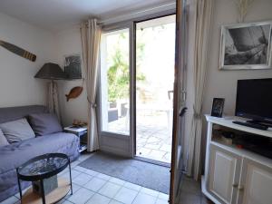 Location Vacances La Palmyre - Maison 45 pers. avec Piscine, Proche Plages & Commerces. - FR-1-705-6