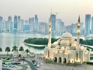 غرفة نوم بالشارقة