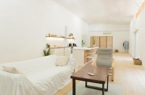 White Studio