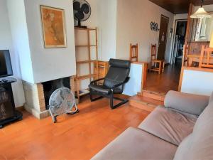 Apartamento Excelente en Primera Línea de Mar en Sant Carles, Llançà - ES-170-73