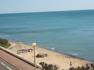 Studio face à la mer avec balcon, garage privé et équipements modernes - Les Sables-dOlonne - FR-1-92-624