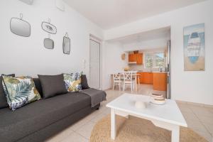 Einalia Holiday Homes near the Beach