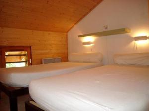 Appartement skis aux pieds, balcon exposé Sud-Ouest, 47 m², 3 pièces + cabine, 6 personnes - FR-1-733-12