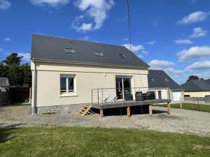 Maisons de vacances Maison renovee proche mer 7 pers., jardin, wifi et ping-pong, 3 chambres, 2 salles d'eau - FR-1-361-426 : photos des chambres