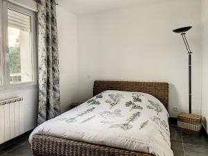 Maisons de vacances Maison renovee proche mer 7 pers., jardin, wifi et ping-pong, 3 chambres, 2 salles d'eau - FR-1-361-426 : photos des chambres