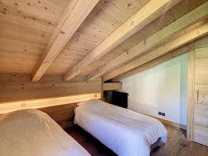 Appartements Duplex neuf avec terrasse face au Mont Blanc, 3 chambres et mezzanine, a 3 km du centre de Combloux - FR-1-560-65 : photos des chambres