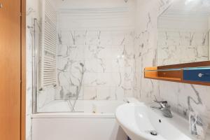 Gambara M1-Hospital Pat - Cozy apartment with terrace