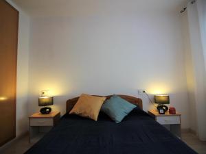 Moderno apartamento con piscina y terraza en Santa Margarita, Roses - ES-228-148
