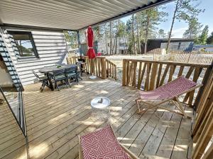 Chalet standing avec piscine chauffée, proche plage et commerces, équipé de WiFi - 6 couchages. - FR-1-361-513