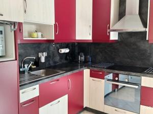 Maison climatisée avec piscine, parking, et WIFI - 6 pers. - FR-1-776-5