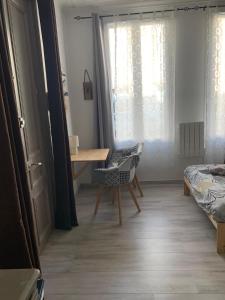Appartements Charmant studio cosy a 5 min du centre d-Epernay : photos des chambres