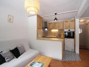 Appartements Charmant F2 bis au Mont-Dore avec balcon, au pied des pistes, 6 pers, parking, ascenseur - FR-1-415-150 : photos des chambres