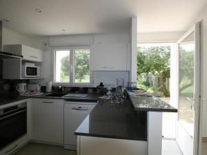 Maison neuve au centre de La Tranche-sur-Mer: WiFi, parking, proche plage et commerces - FR-1-22-355